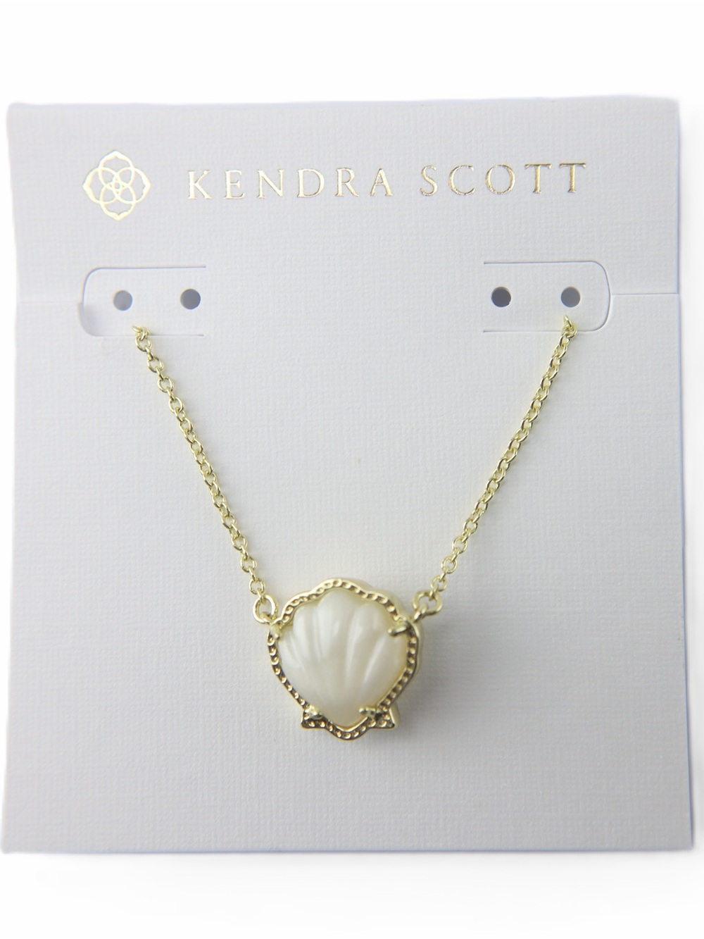 Kendra Scott Brynne Pendant
Gold Shell Necklace with White Inset